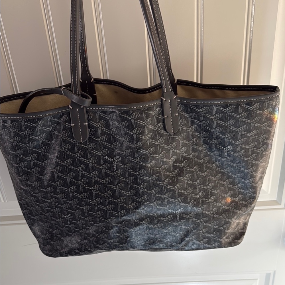 💯 Authentic Goyard Tote Bag - MOVING SALE